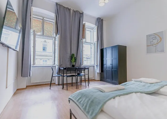 Spacious Two Bedroom Near Stadthalle * וינה