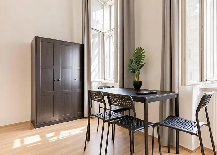 דירה Spacious Two Bedroom Near Stadthalle וינה
